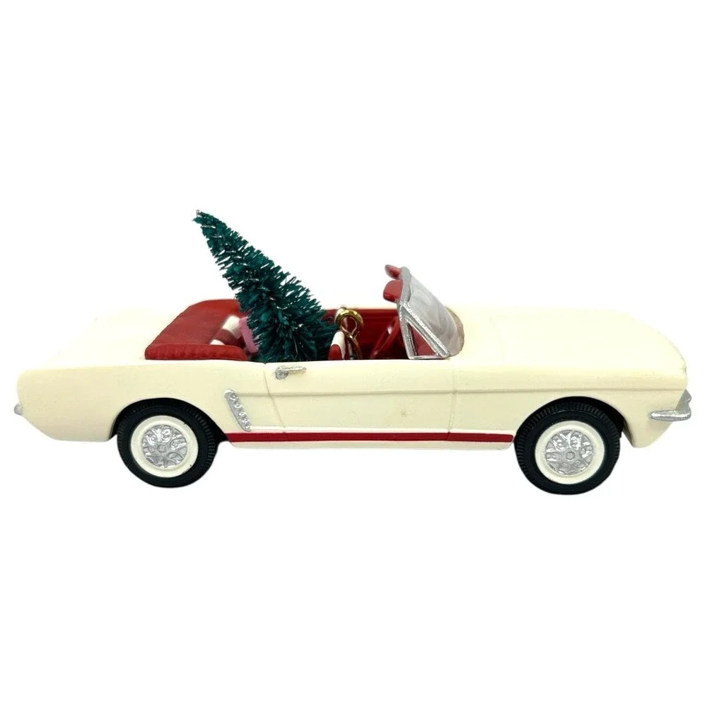 Hallmark 1966 MUSTANG Keepsake Ornament #2 Classic American Cars 1992